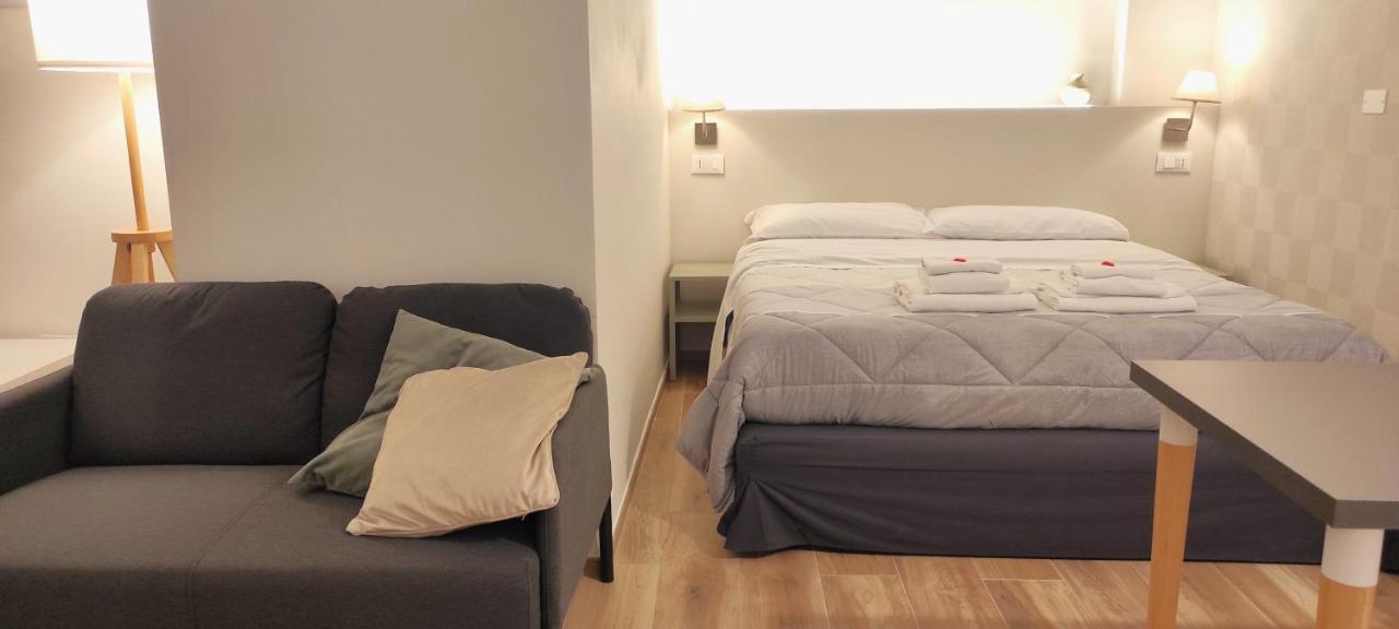 ホテル Bed In Bo San Carlo ボローニャ エクステリア 写真