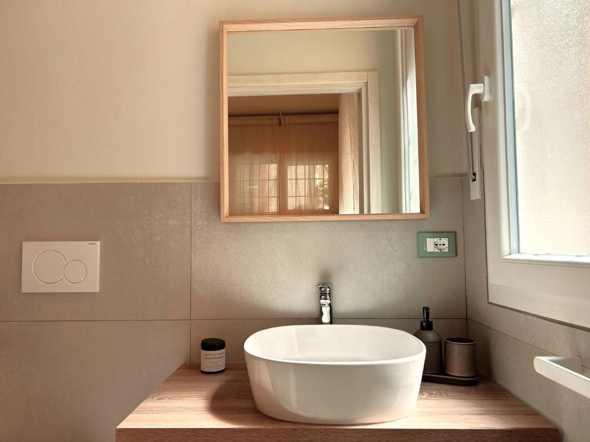 ホテル Bed In Bo San Carlo ボローニャ エクステリア 写真